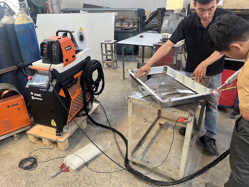 Máy Hàn Laser Fiber Jasic LS-20000