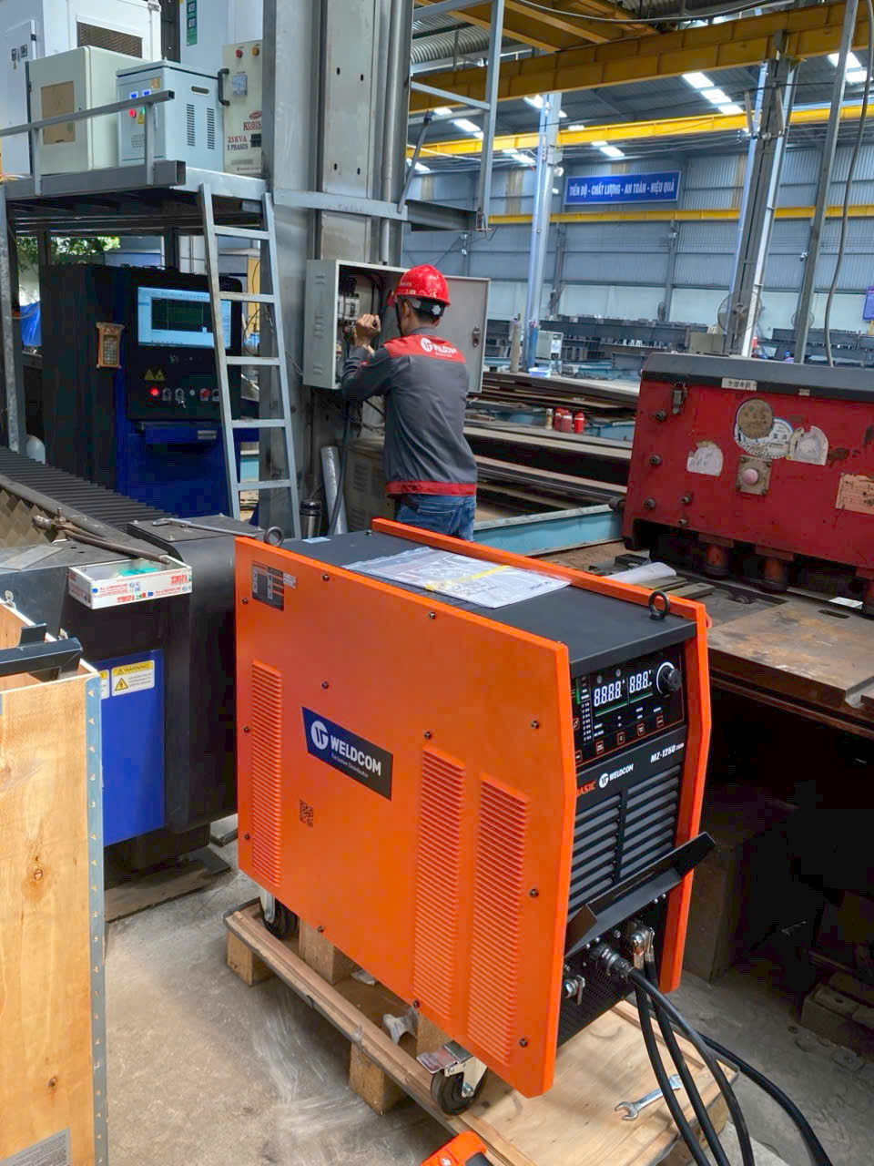 Máy hàn hồ quang chìm Jasic MZ1250 M312 II MAX20