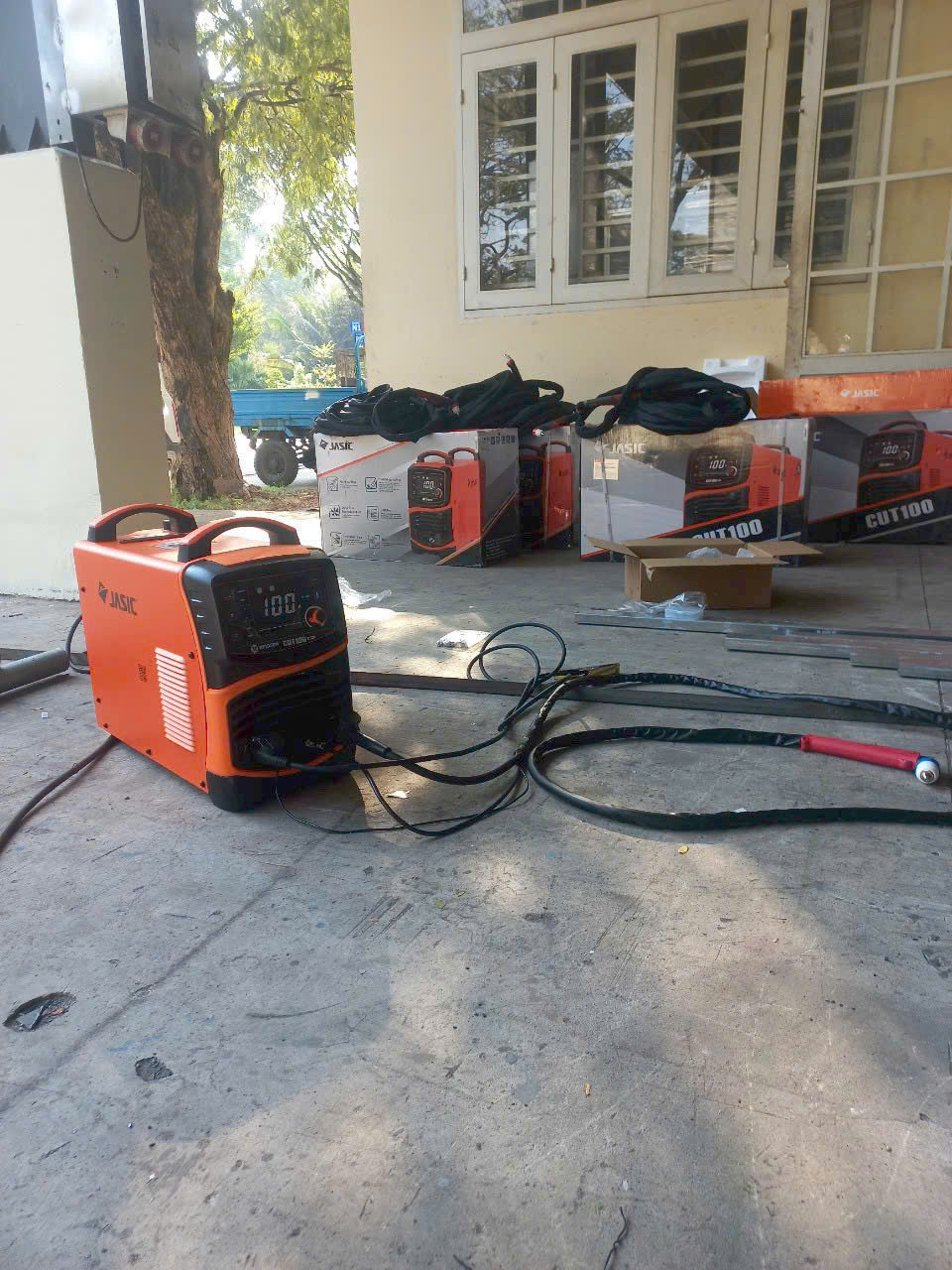 Máy cắt Plasma Jasic CUT100 L221 II JET20