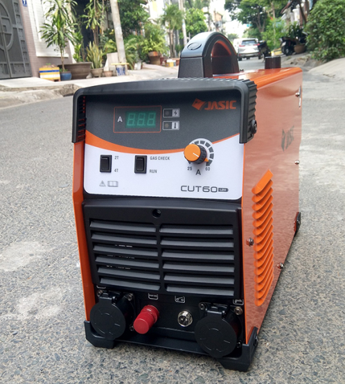 Máy cắt Plasma Jasic CUT60 L211