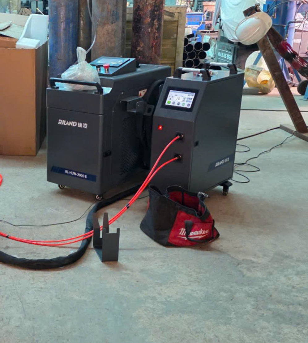 MÁY HÀN LASER RILAND RL-HLW-2000W